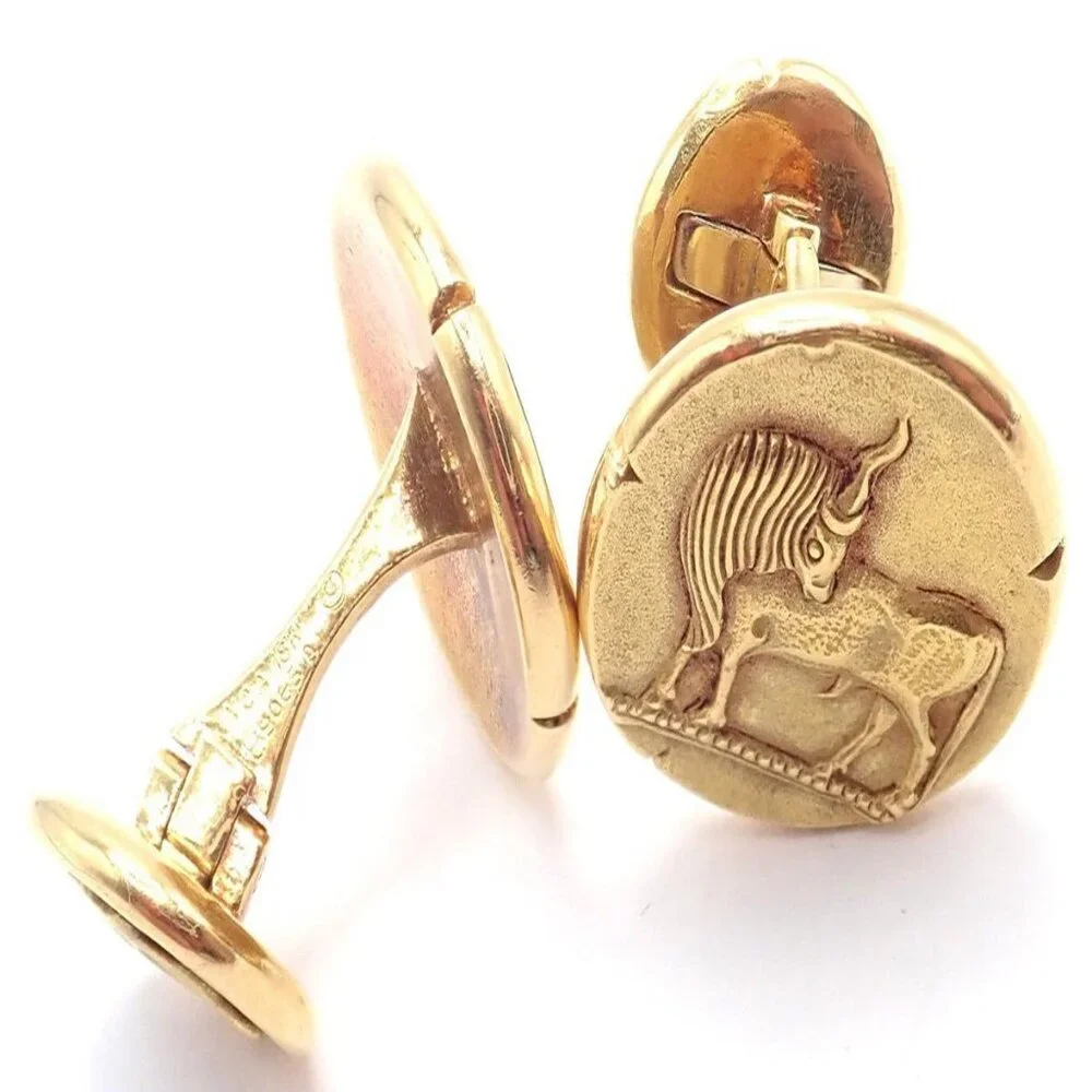 Vintage! Van Cleef & Arpels G. L'Enfant 18k Yellow Gold Zodiac Taurus Cufflinks